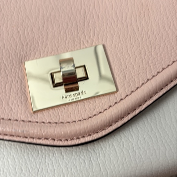 Kate Spade New York Walter Place Nikki Crossbody Bag Pink White - Picture 3 of 9